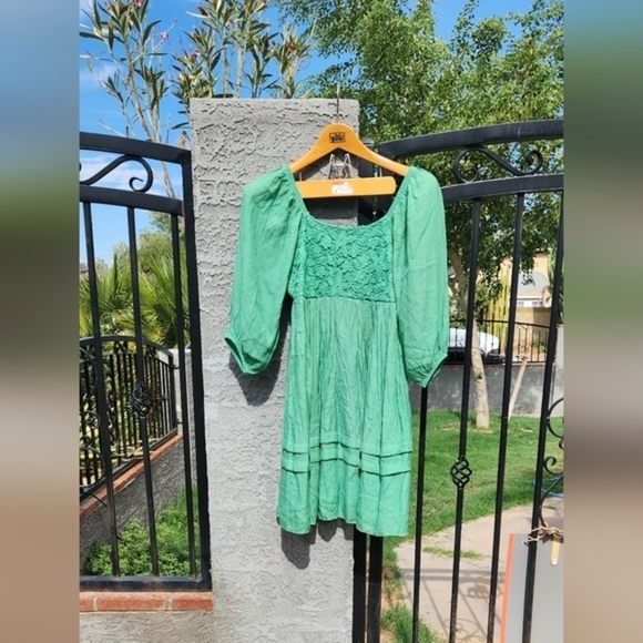 Too  Cute little Dress‎ - Picture 6 of 7